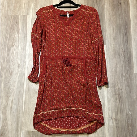Mountain Khakis Dresses & Skirts - Mountain Khakis Red Floral Long Sleeve Dress